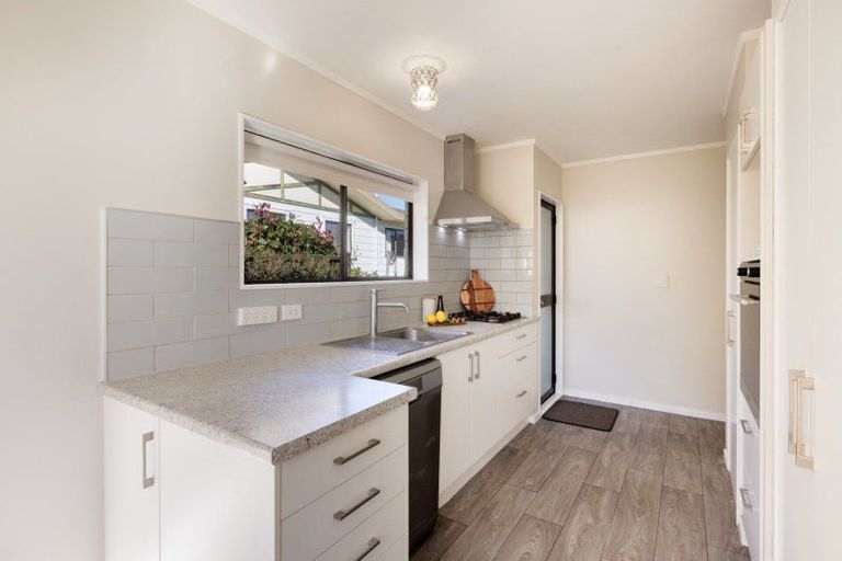 Photo of property in 2 Yatton Street, Greerton, Tauranga, 3112