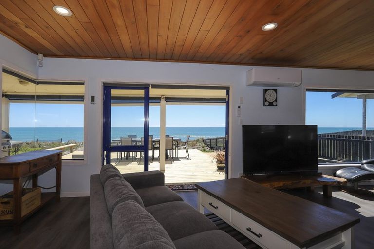 Photo of property in 393 Pukehina Parade, Pukehina, Te Puke, 3189