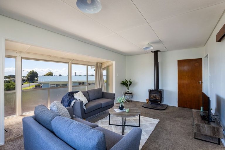 Photo of property in 45 Hume Street, Waitara, 4320