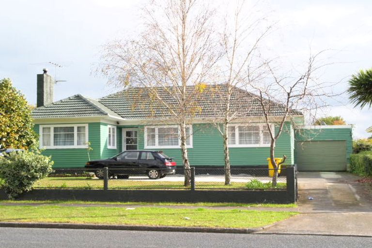 Photo of property in 175a Gray Avenue, Papatoetoe, Auckland, 2024