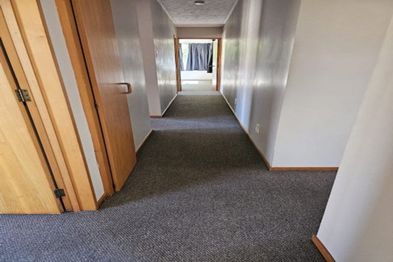 Photo of property in 97 Racecourse Road, Sockburn, Christchurch, 8042