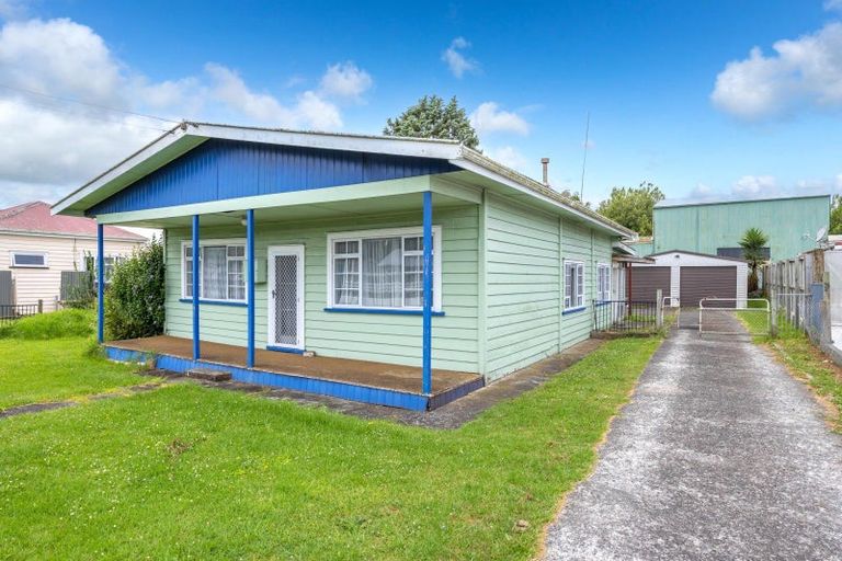 Photo of property in 28 Hakanoa Street, Huntly, 3700