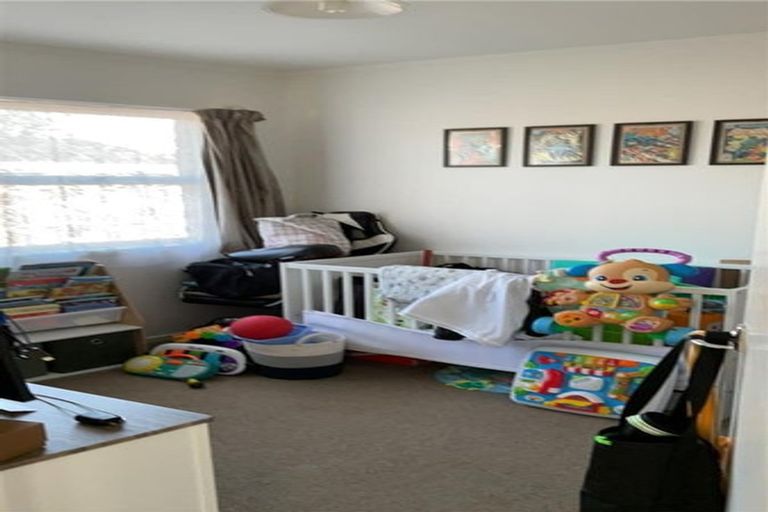 Photo of property in 5 Ashcroft Avenue, Mangere Bridge, Auckland, 2022
