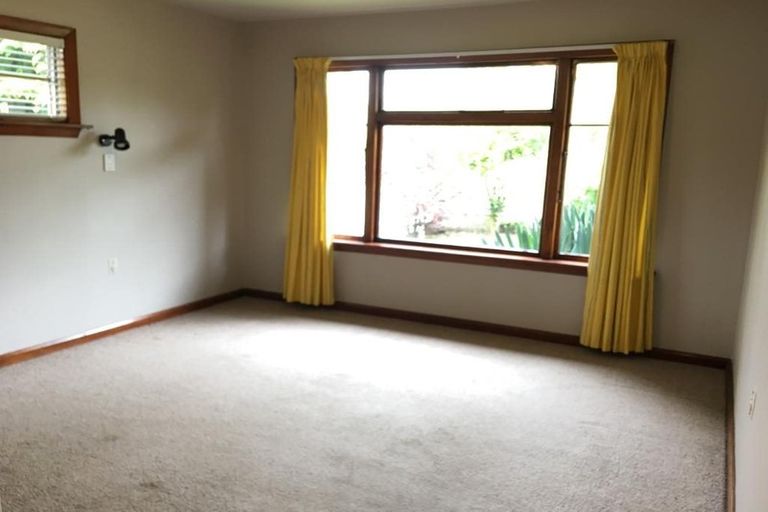 Photo of property in 53 Acacia Avenue, Upper Riccarton, Christchurch, 8041