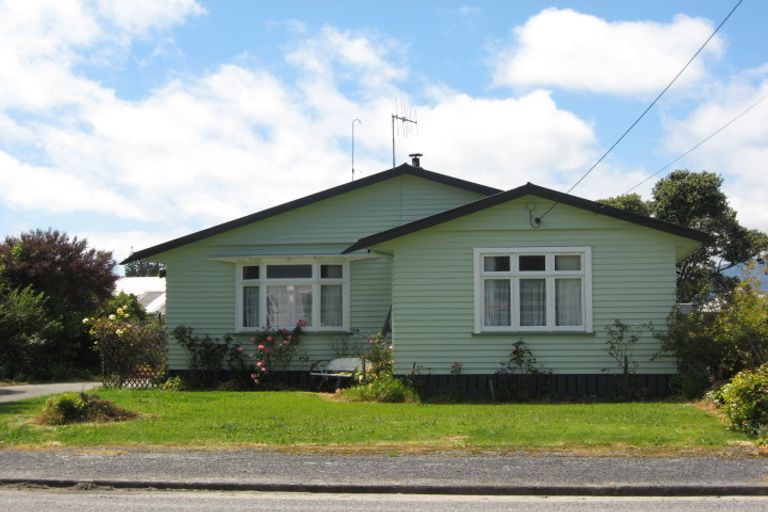 Photo of property in 171 Derby Street, Westport, 7825