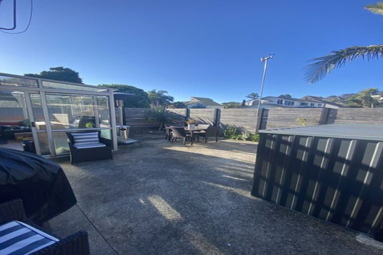 Photo of property in 1/57 Hattaway Avenue, Bucklands Beach, Auckland, 2012