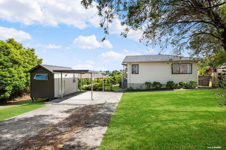 Photo of property in 26 West Harbour Drive, West Harbour, Auckland, 0618