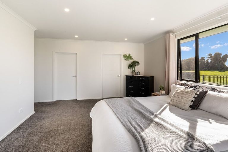 Photo of property in 79 Murray Ward Drive, Te Kauwhata, 3710