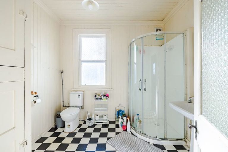 Photo of property in 135 Cargill Street, Dunedin Central, Dunedin, 9016