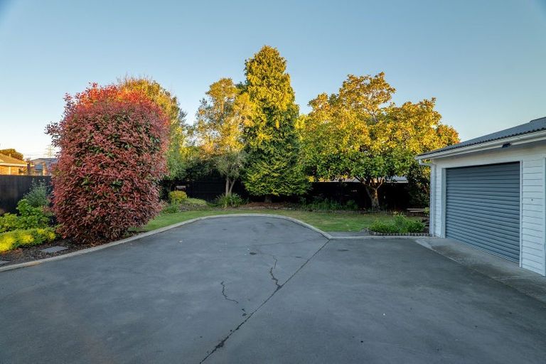 Photo of property in 8 Bethel Crescent, Bishopdale, Christchurch, 8053