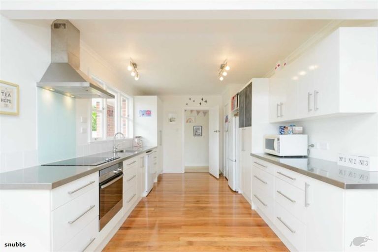 Photo of property in 62 Newcastle Street, Hokowhitu, Palmerston North, 4410