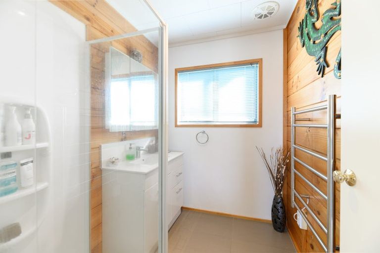 Photo of property in 2/10 Sirius Place, Botany Downs, Auckland, 2010