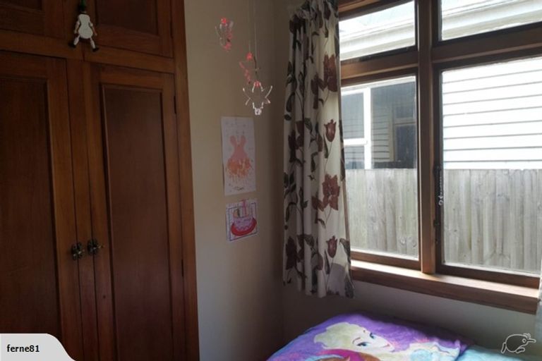 Photo of property in 118 Holly Road, St Albans, Christchurch, 8014