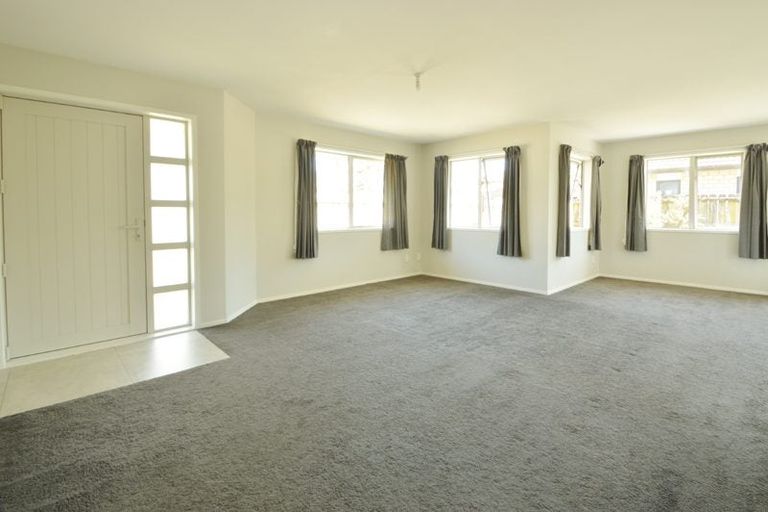 Photo of property in 169d Gray Avenue, Papatoetoe, Auckland, 2024