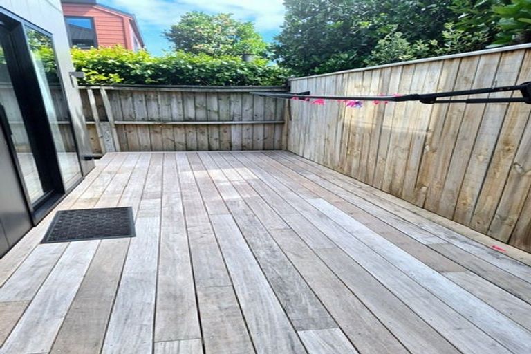 Photo of property in 112b Freyberg Street, Lyall Bay, Wellington, 6022