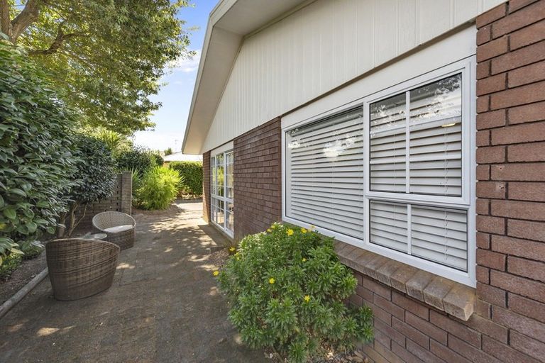 Photo of property in 19a Sandwich Road, St Andrews, Hamilton, 3200