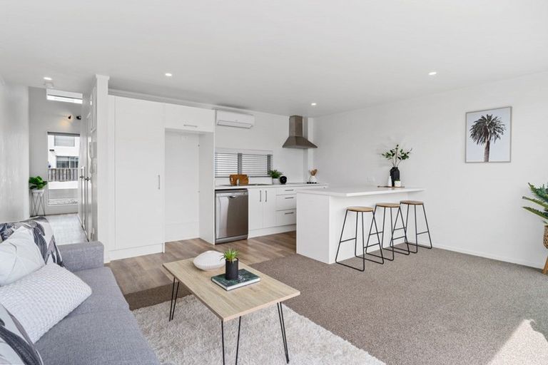 Photo of property in 31 Reynolds Place, Papamoa Beach, Papamoa, 3118