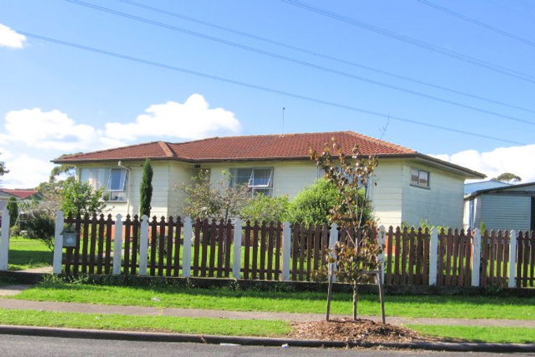 Photo of property in 5 Ravenna Way, Clover Park, Auckland, 2023