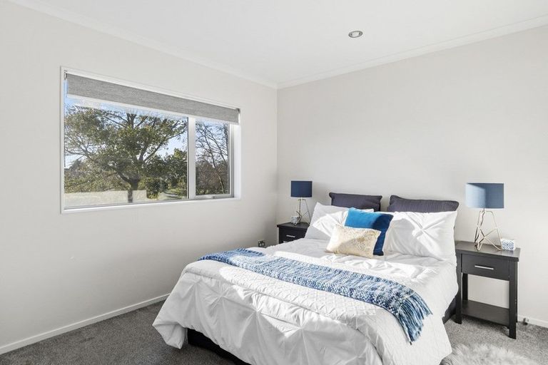 Photo of property in 2f Wood Street, Papakura, 2110