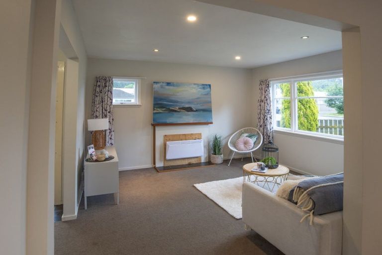 Photo of property in 29 Burden Avenue, Wainuiomata, Lower Hutt, 5014