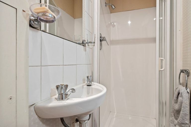 Photo of property in 16 Ngaio Street, Saint Martins, Christchurch, 8022