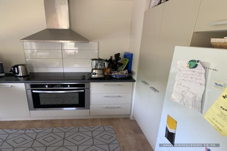 Photo of property in 12a Withers Road, Glen Eden, Auckland, 0602