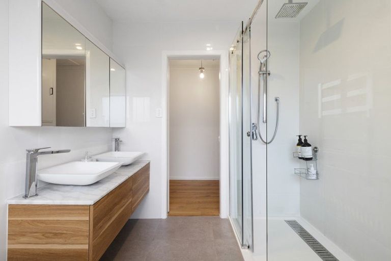 Photo of property in 2/1 Routly Avenue, Pukekohe, 2120