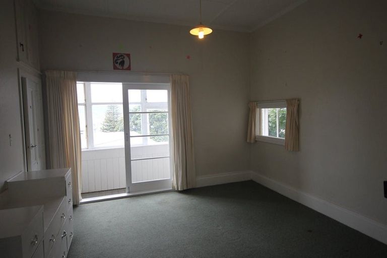 Photo of property in 3 Mckenzie Terrace, Te Aro, Wellington, 6011