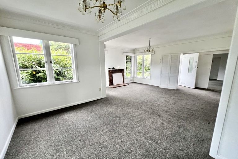 Photo of property in 16 Sale Street, Cockle Bay, Auckland, 2014