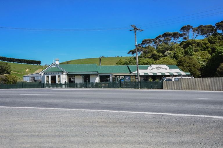 Photo of property in 2 Moturata Road, Taieri Beach, Brighton, 9091
