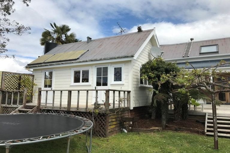 Photo of property in 29 Central Takaka Road, Takaka, 7183