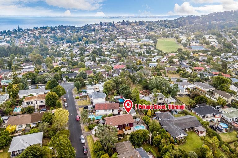 Photo of property in 7 Pokapu Street, Titirangi, Auckland, 0600
