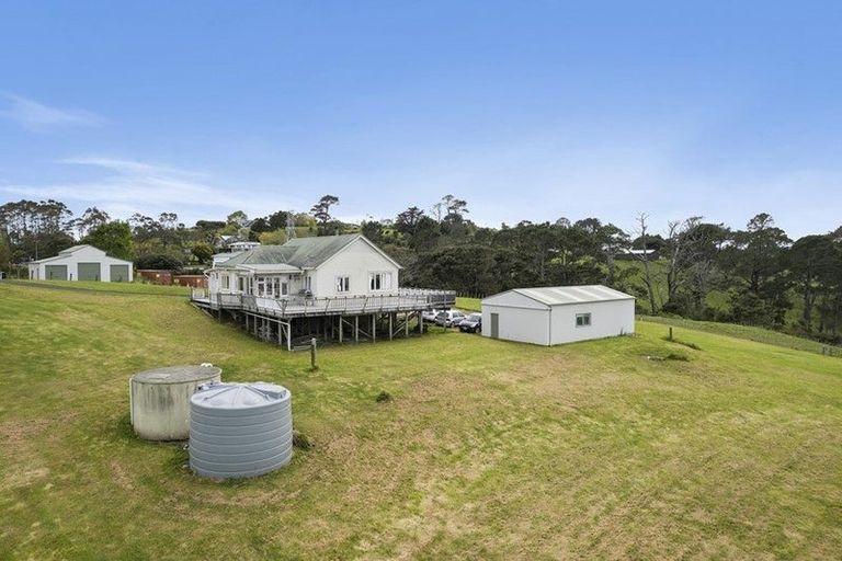 Photo of property in 733b Ridge Road, Riverhead, 0793