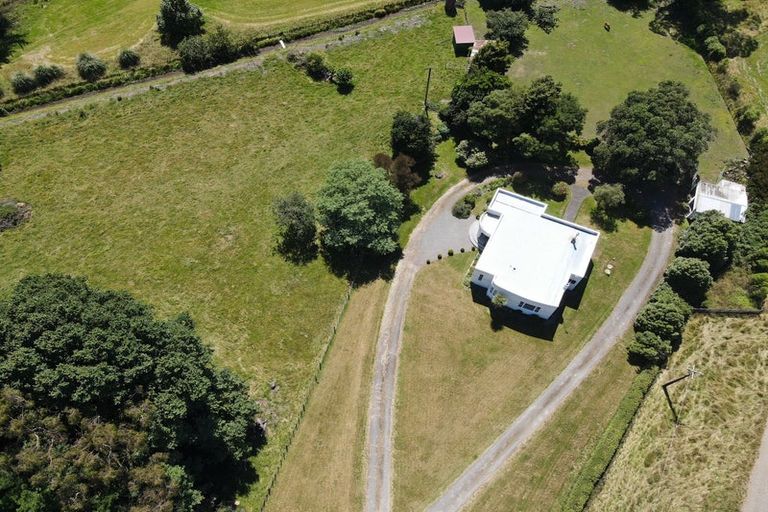 Photo of property in 299 Bidwills Cutting Road, Morison Bush, Greytown, 5794