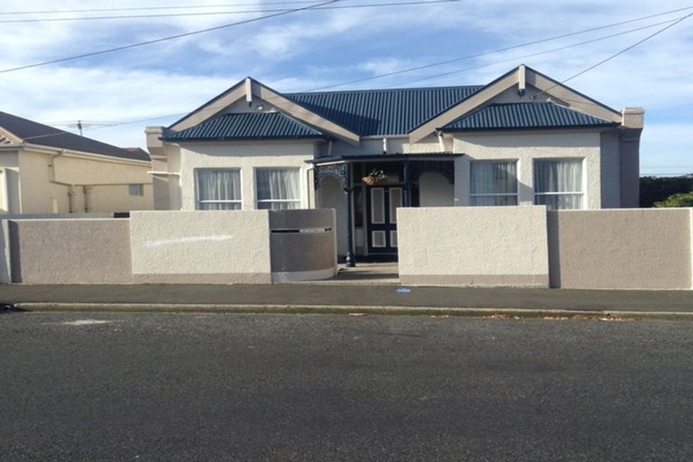 Photo of property in 11 Fitzroy Street, Caversham, Dunedin, 9012