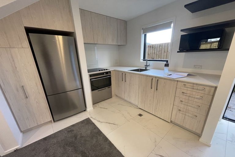 Photo of property in 8/19 Karamu Street, Te Atatu Peninsula, Auckland, 0610