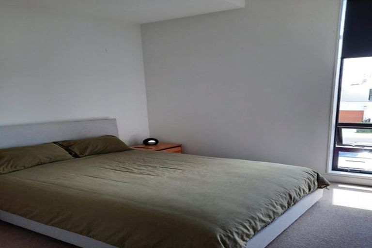 Photo of property in 14 Cochrane Road, Hobsonville, Auckland, 0616