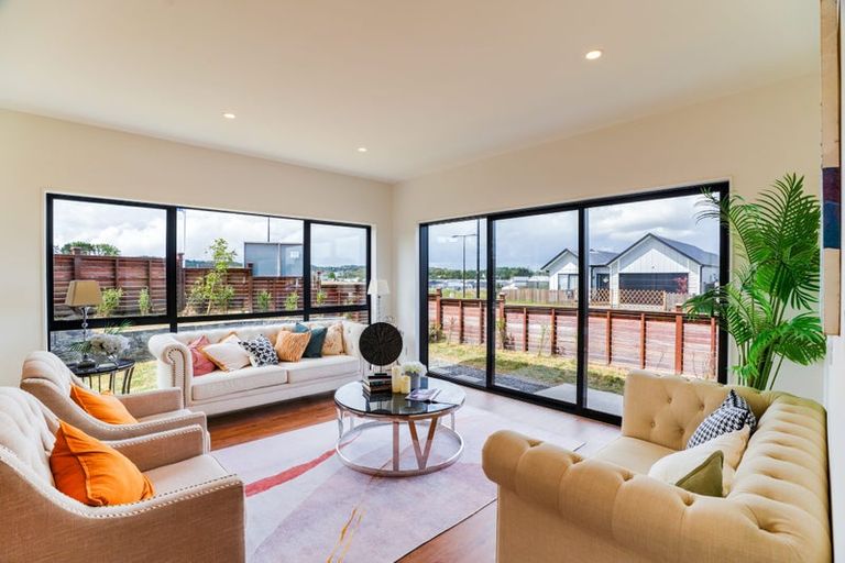 Photo of property in 15 Croatia Avenue, Huapai, Kumeu, 0810