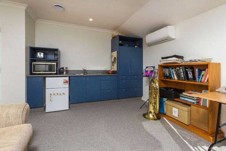 Photo of property in 5 Cape View, Atawhai, Nelson, 7010