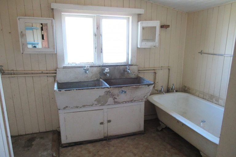 Photo of property in 8 Puriri Street, Mangakino, 3421