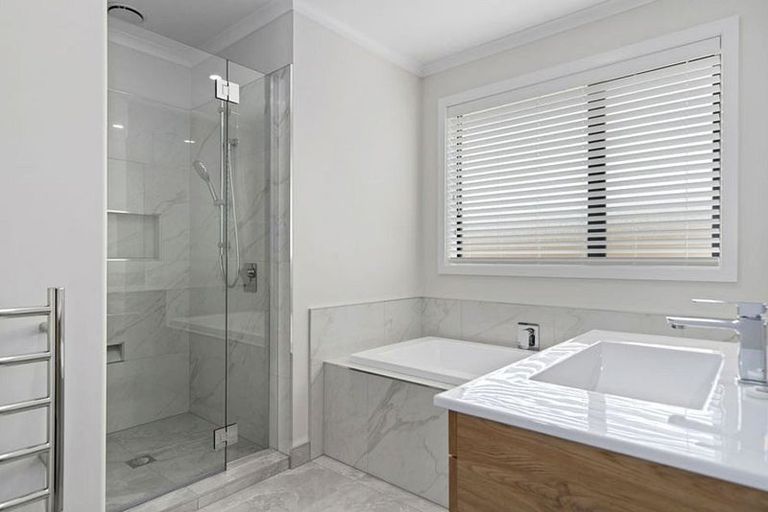 Photo of property in 36 Murray Ward Drive, Te Kauwhata, 3710