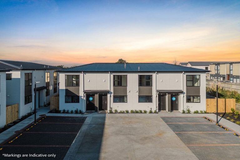 Photo of property in 10/32 Tapuwae Way, Mangere Bridge, 2022