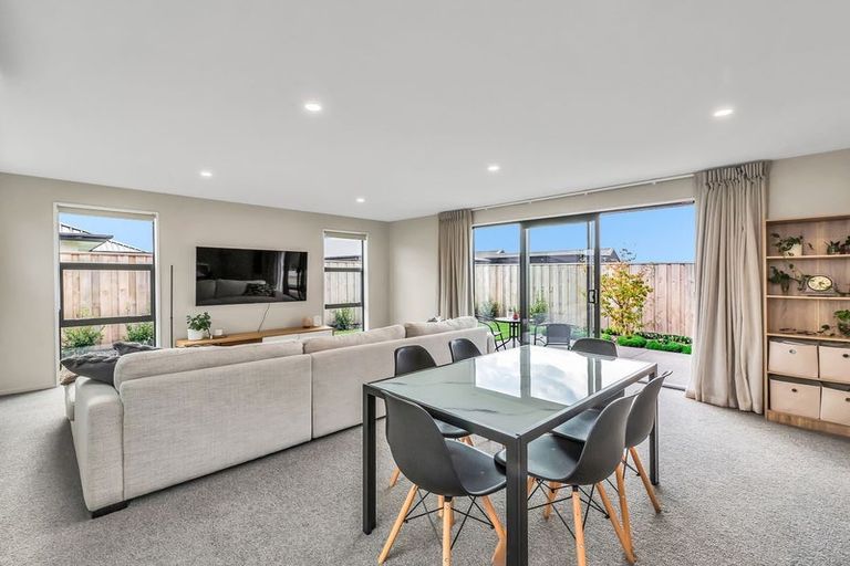 Photo of property in 9 Coney Place, Rolleston, 7614