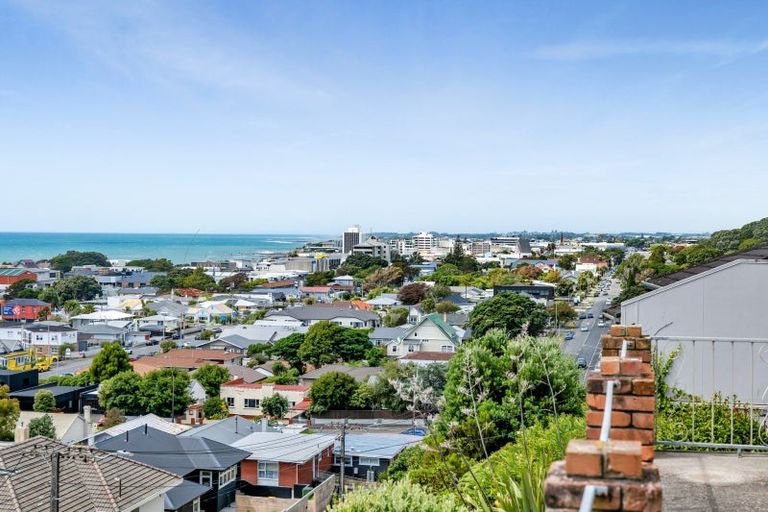 Photo of property in 157 Vivian Street, New Plymouth, 4310