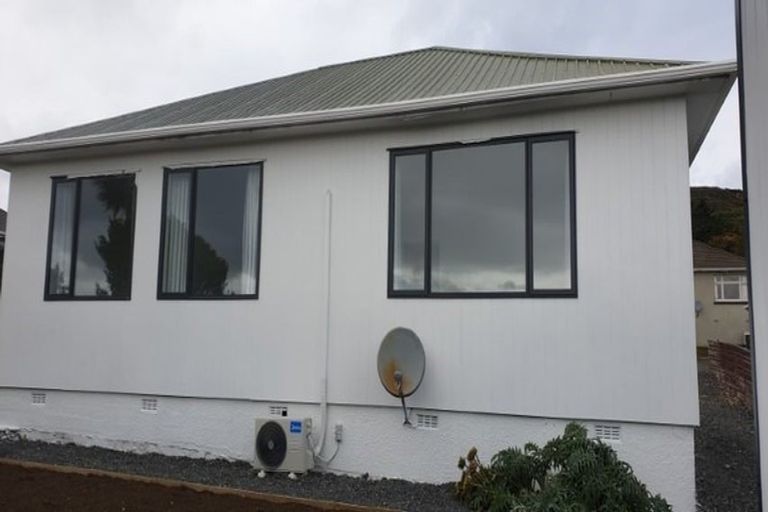 Photo of property in 33 Pearce Street, Bluff, 9814