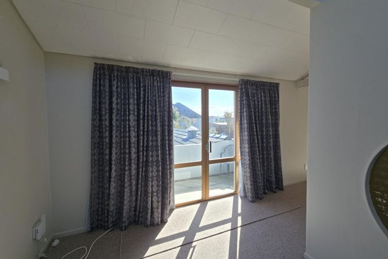 Photo of property in 19 Charles Street, Westshore, Napier, 4110