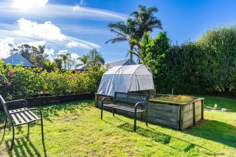 Photo of property in 56 Moir Point Road, Mangawhai Heads, Mangawhai, 0505