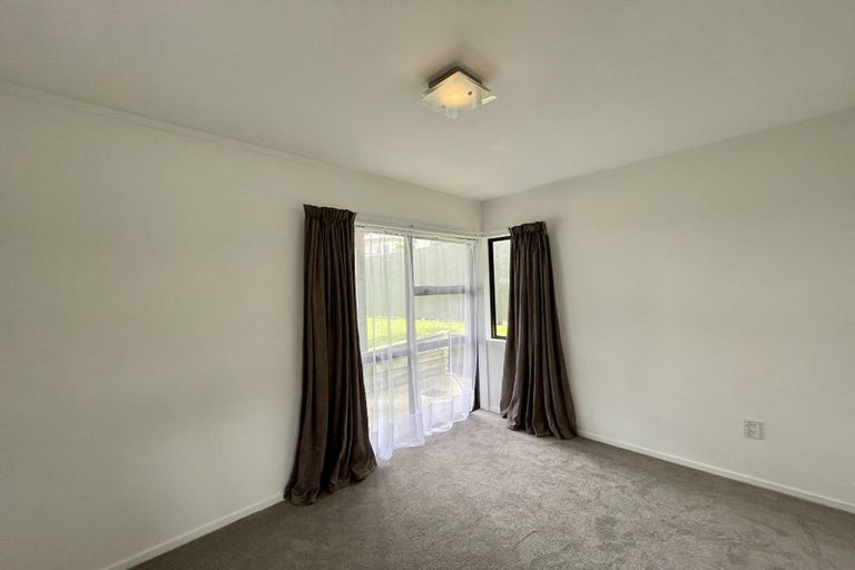 Photo of property in 2/6 Evan Street, Belmont, Auckland, 0622