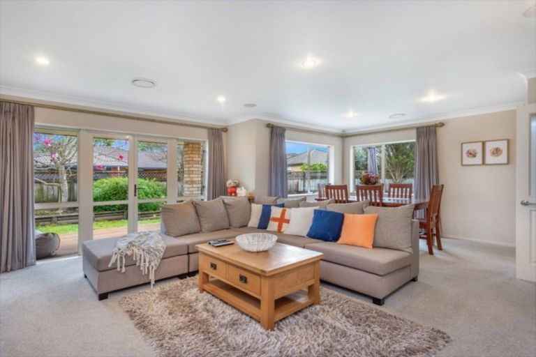 Photo of property in 22 Mangakoea Place, St Andrews, Hamilton, 3200