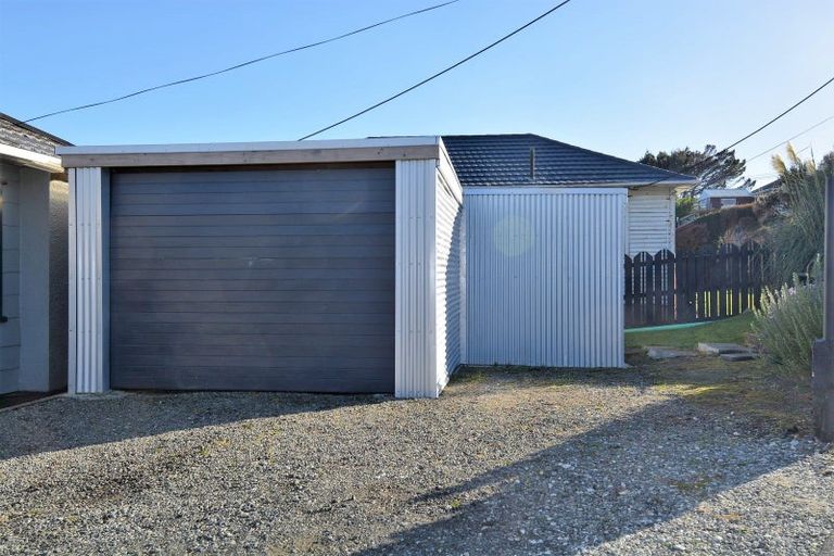 Photo of property in 11 Mason Street, Bluff, 9814